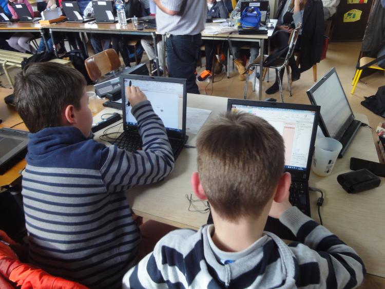 Numérique et troubles DYS : outils de compensation